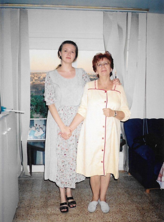 Лариса и Ксения, примерно 2007 год